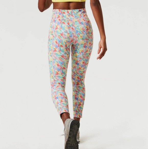 Like NEW! Tuckernuck Dayglow Kaylee Legging by TNUCK SPORT - Picture 2 of 6